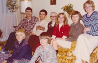 1976-12-24 Grndpa Blevens grandkids ea.jpg